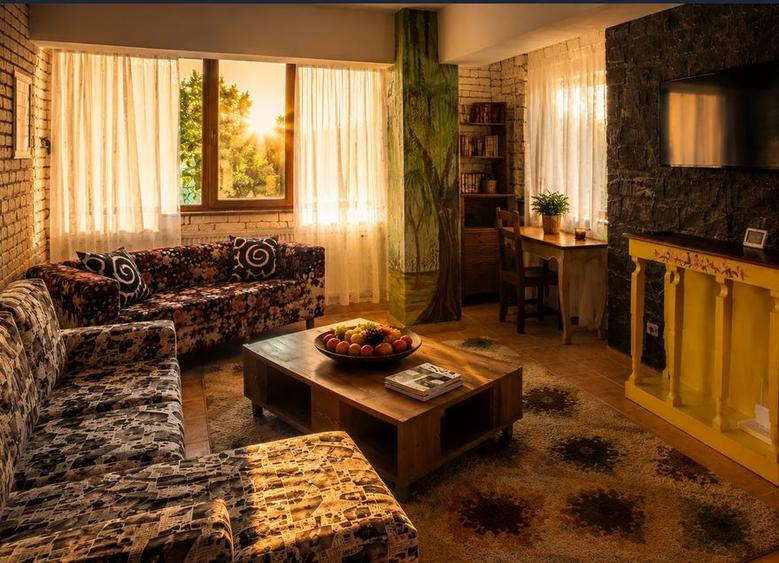 Apartament 2 camere in vila,Tineretului  2012,Amenajat,centrala,mobilat