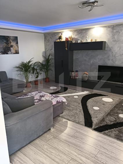 Vand sau schimb cu apartament vila superba cu 3 dormitoare in Ungheni