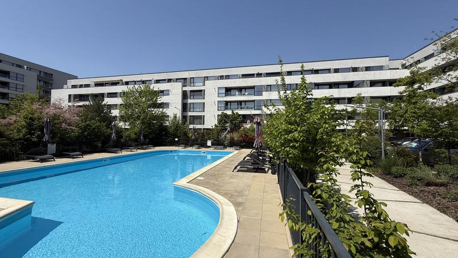 Atria Urban Resort | 3 camere | 2 bai | loc de parcare - piscina