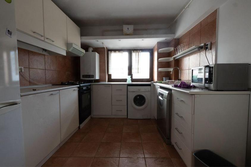 Apartament 4 camere Palas - Sf Lazar