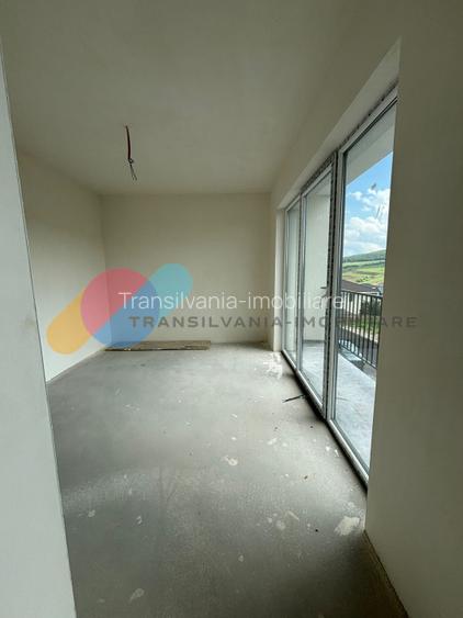 Duplex semifinisat, 120 mp utili, drum privat, zona Chinteni