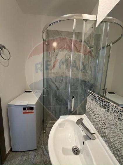 Garsoniera modernă de închiriat - Uta