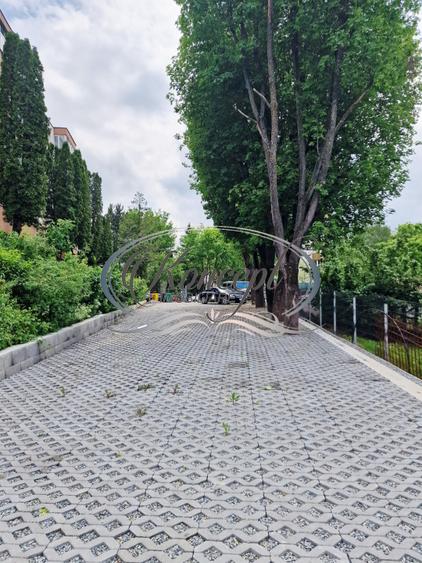 Cladire administrativa in zona Gradinii Botanice