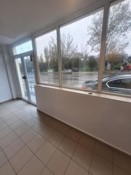 Delfinariu, cladire P+1 , spatiu depozitare 126 mp., curte 463 mp.