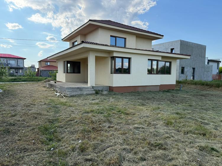Casa noua cu etaj, teren 504 mp - Vladimirescu