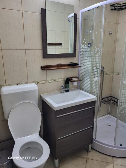 Ultracentral, km 0, mobilat și utilat complet