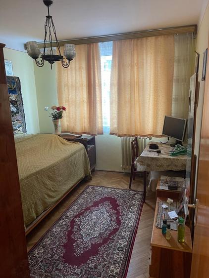 Vanzare-Dr Taberei-Tg Neamt-2 camere-garaj-2/4-dec-reabilitat-130000E