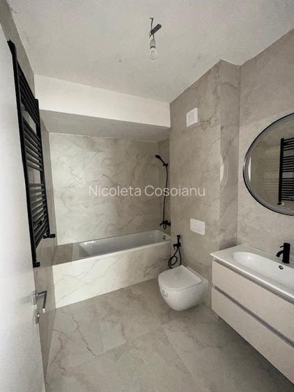 PROPIETAR apartament spatios 2 camere cu vedere deschisa catre piscina si Padure - 6