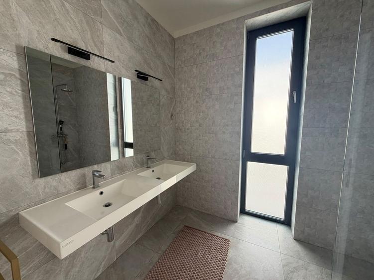 5-Room Villa - Iancu Nicolae - Private Pool