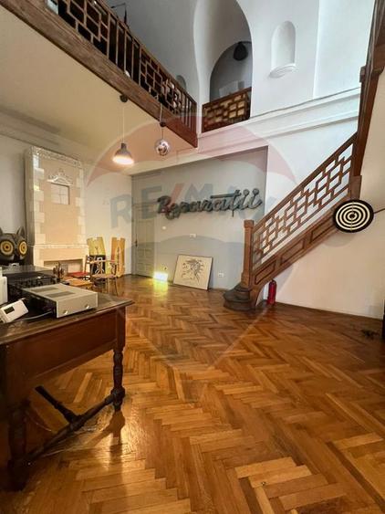 Apartament cu 4 camere de închiriat în zona Dacia pretabil birou