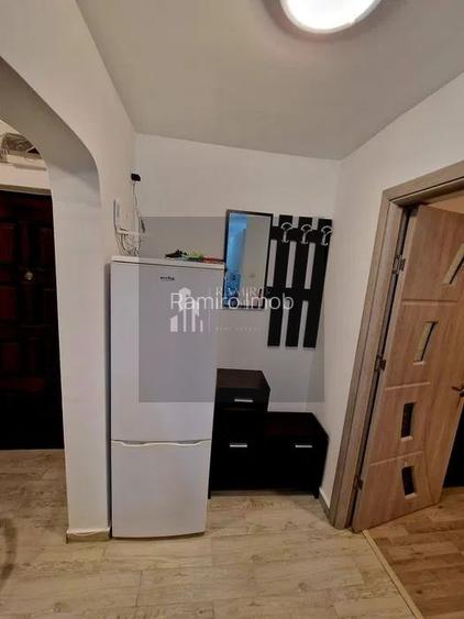 Apartament 2 camere decomandat balcon -Strada Resita /Huedin Sector 4 - 5