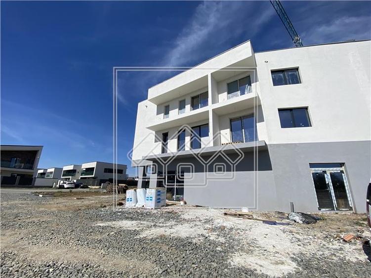 Apartament nou, 3 camere si balcon, 67 mp utili, Selimbar