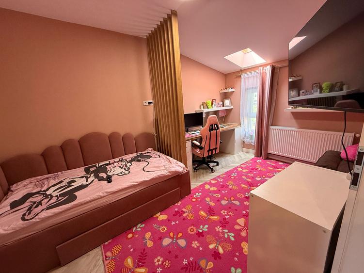 Casa insiruita zona Sesu de Sus