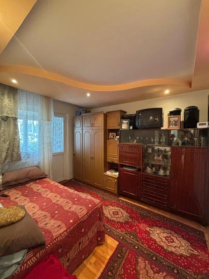 Apartment 3 camere Craiovita Nou