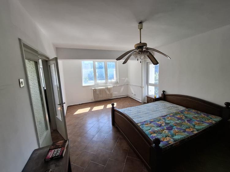 3 camere, et 4/10, anvelopat, 84 mp-Gorjului