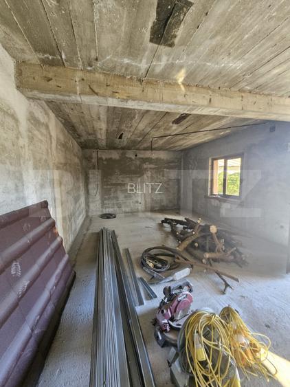 Casă la roșu, de vanzare, 250 mp, zona Slobozia Moara