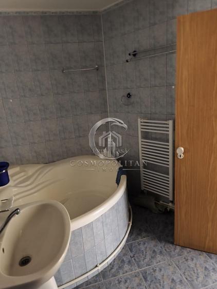 Apartament cu 4 camere ~ zona Brosteni ~ etaj 3din4 ~ 97mp utili ~ renovat ~