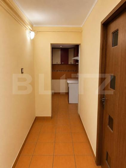 Apartament cu 3 camere, 69,85 mp, garaj inclus, etaj intermediar, zona Burdea