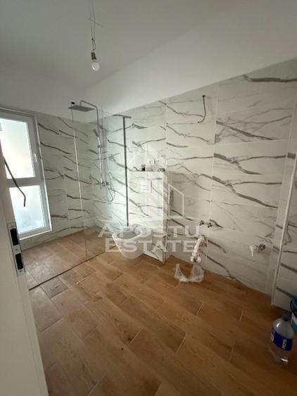 Apartament 2 camere, semidecomandat, bloc nou,loc de parcare, Soarelui