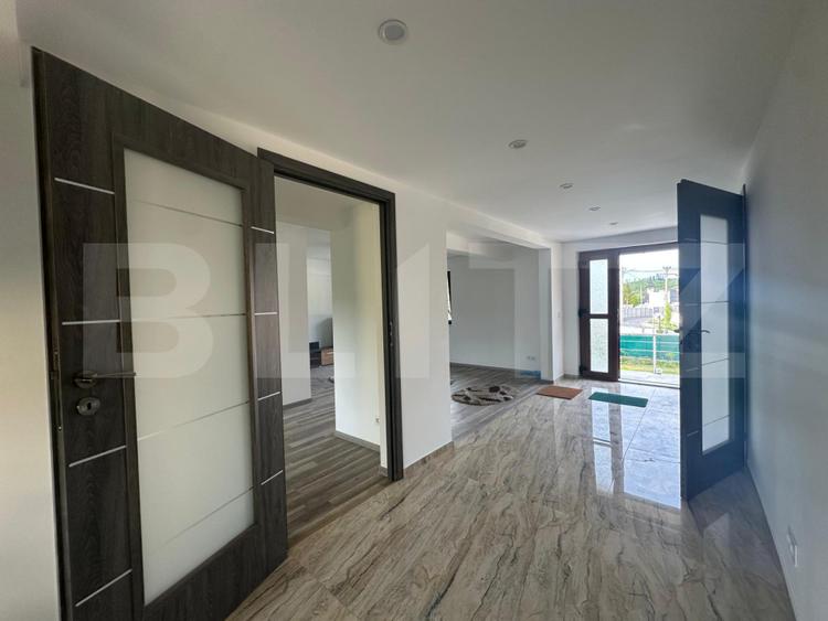 Casa renovata cu 2 apartamente separate – Rasnov