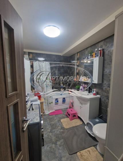 3 camere semidecomandat, Floresti - 9
