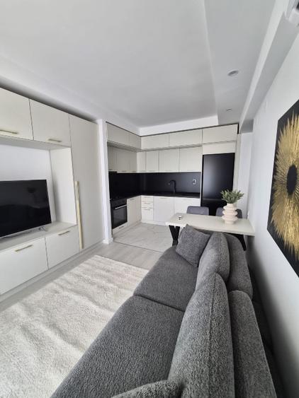 NOU 2 camere +parcare in Cosmopolis