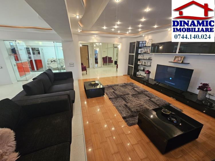Apartament de Lux cu Vedere Panoramica Ultracentral, Piatra-Neamt, Euroconfort,