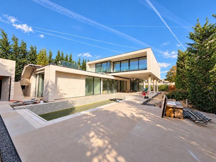 Vilă individuala | Smart Home | piscină | Erou Iancu Nicolae