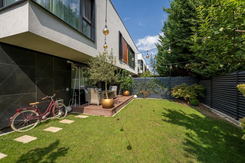 Vila cu 5 camere de închiriat | Pipera | 255 mp | Complex privat