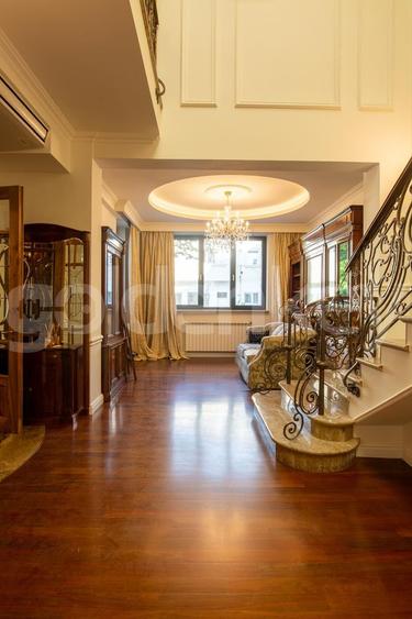 Apartament cu 4 camere in vila | langa Piata Victoriei