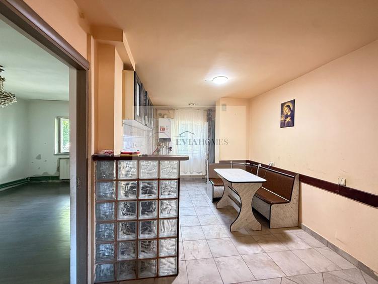 3 camere /2 bai/  Zona strazii Tarnavelor