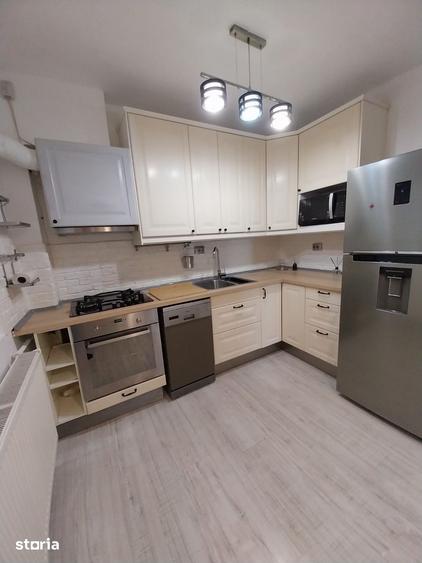 Apartament 3 camere decomandat – Romancierilor, Drumul Taberei
