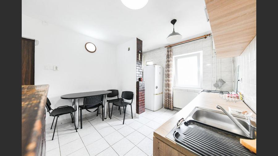 Reprezentare exclusivă - Apartament 3 camere, 66 mp + balcon