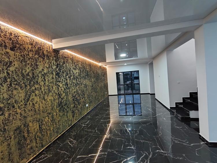 Casa tip duplex la 400m de D.E- in zona cartierului Iris-Antibiotice,cod:159553