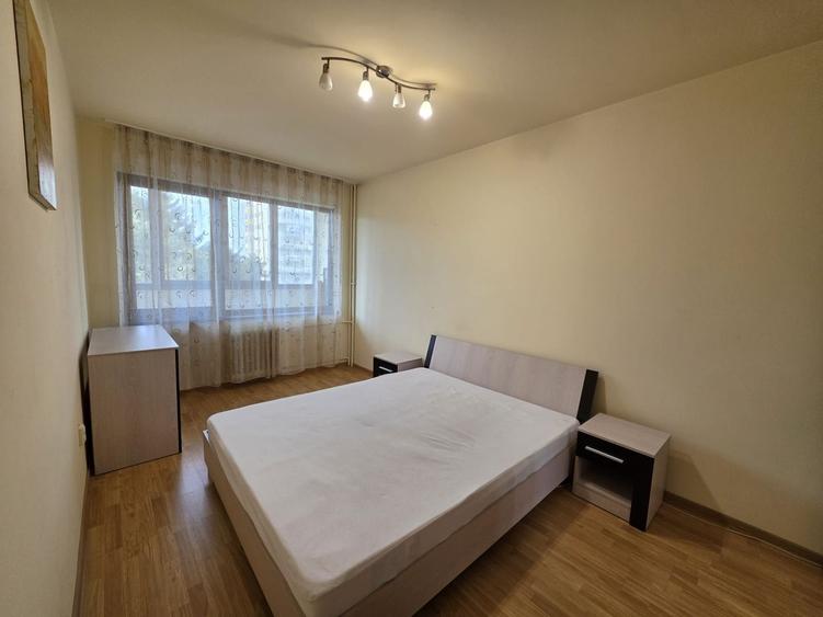 Apartament 3 camere, finisat modern, etaj 3, bloc cu lift, Brancusi