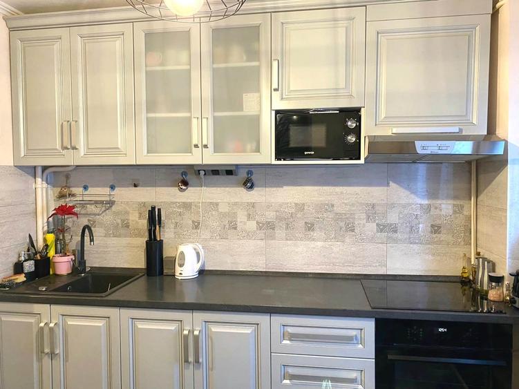 Apartament 3 camere decomandat, 72 mp, mobilat, 2 boxe, CT, et. intermediar