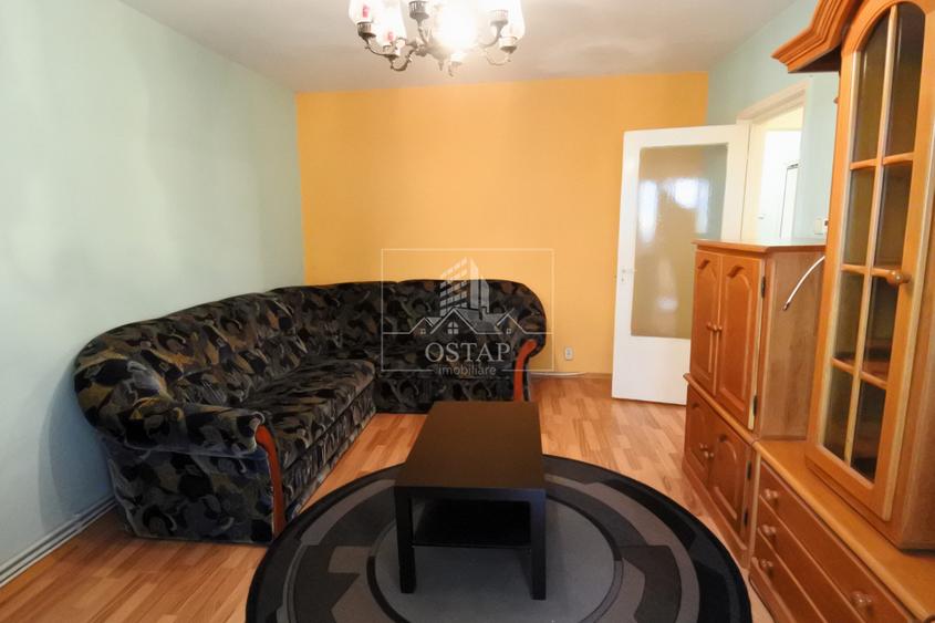 Zona Nord - 22 Decembrie - apartament 3 camere decomandate - 72.000 EURO