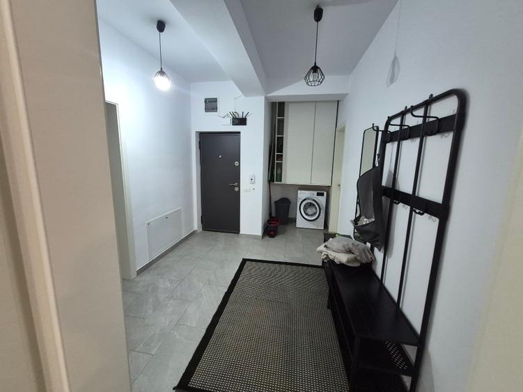 Apartament 2 camere si curte proprie zona 13 Septembrie