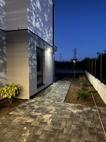Vând Duplex la cheie cu zid dublu 5 camere 3 băi Comision zero