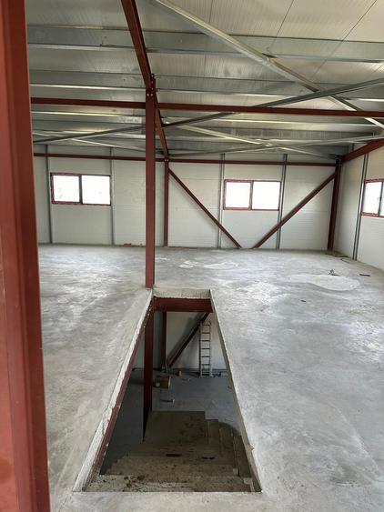 Zona Drumul Intre Tarlale - hala 1400 mp  si birouri 300 mp