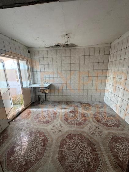 Casă cu teren de vânzare | Tomis II, Constanța