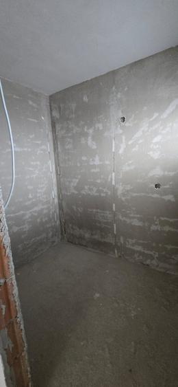 Casa individuala semifinisata noua, teren 640 mp, Chinteni