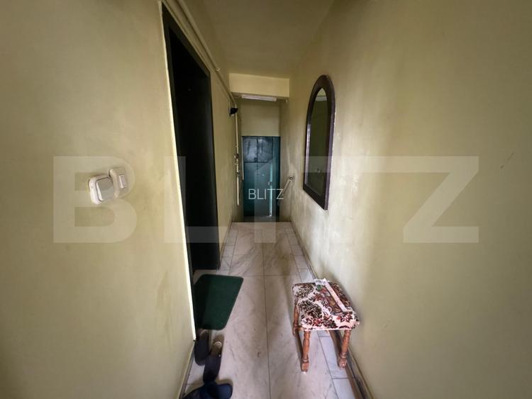Casa de vanzare cu 6 camere, 374 mp, teren 719 mp,  strada Baritiu - 7