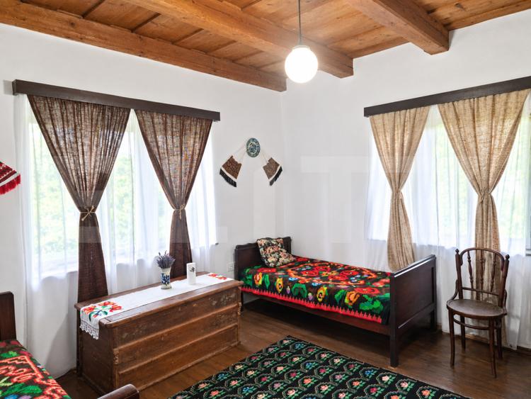 Gospodarie traditionala transilvaneana cu teren de 5.032 mp