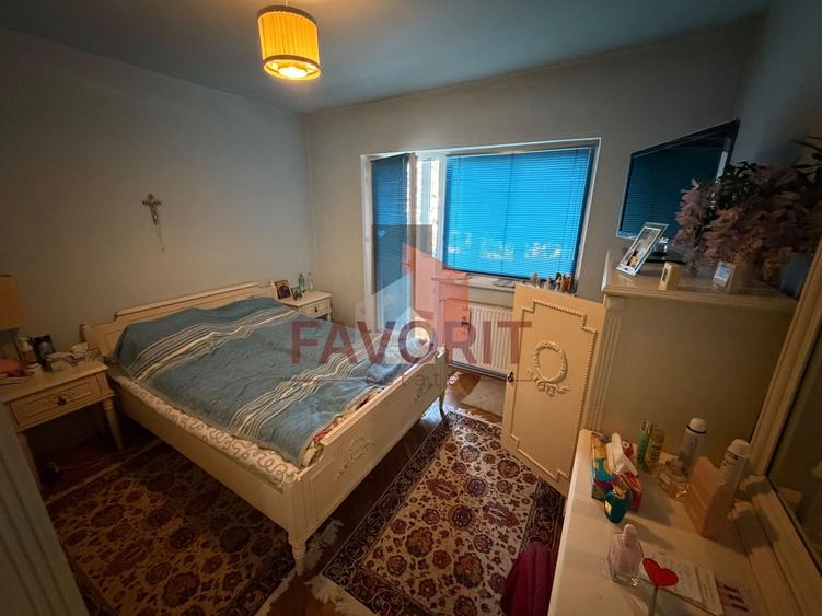 Etaj 1. Centrala proprie. Garaj in baterie. Boxa in CF