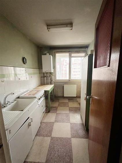 Apartament 3 camere , 2 balcoane zona Centrul Civic- Victoriei