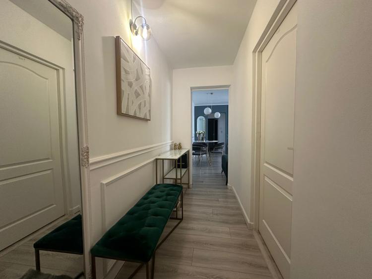 Apartament 3 camere, RENOVAT| 52 mp| zona Piața Cetate