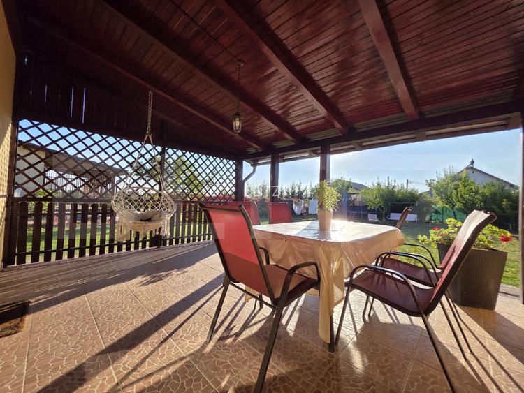 Casă pentru familie | 4 camere | 721 mp teren | complet mobilată | Săcălaz
