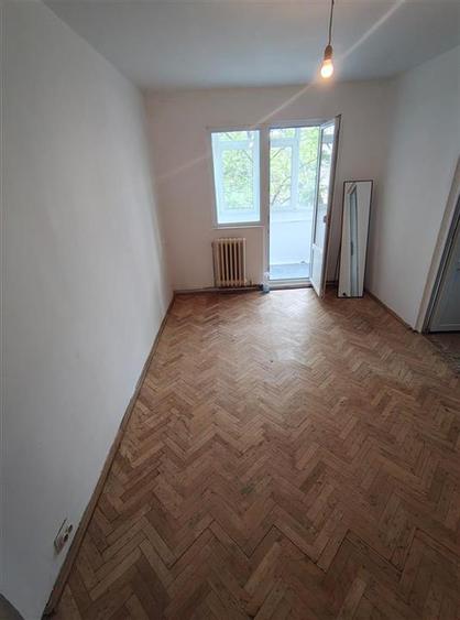 Apartament 3 camere zona Alexandru cel Bun - Minerva