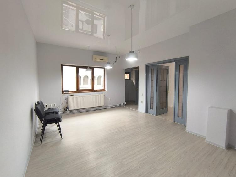 Capitol Bulevardul Mamaia Vila D+2E+M